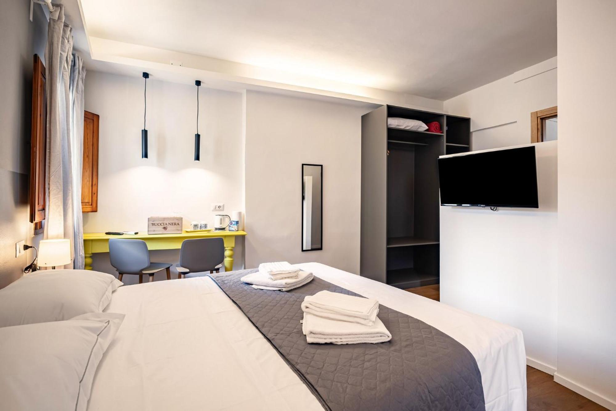 Pisana 236 Suites Флоренция Экстерьер фото